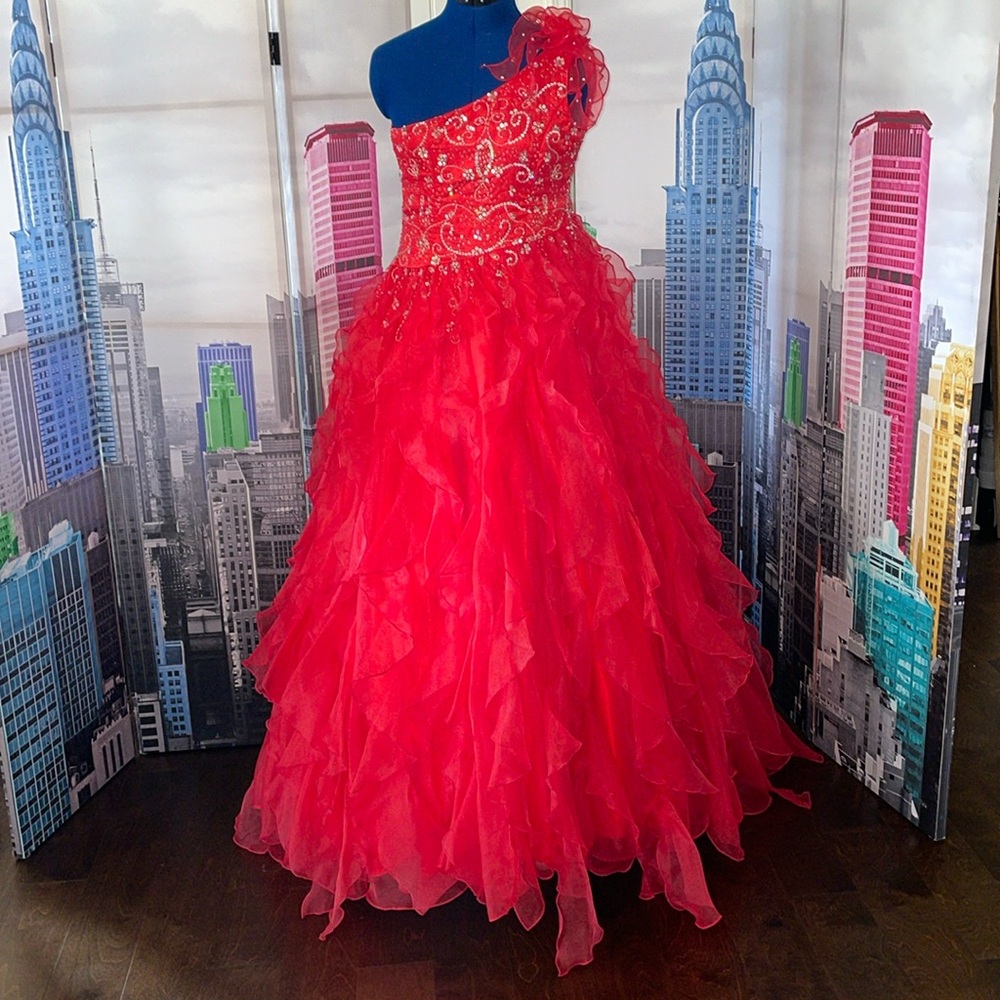 NWOT dress 14 junior Perfect angel 
Prom beauty pageant